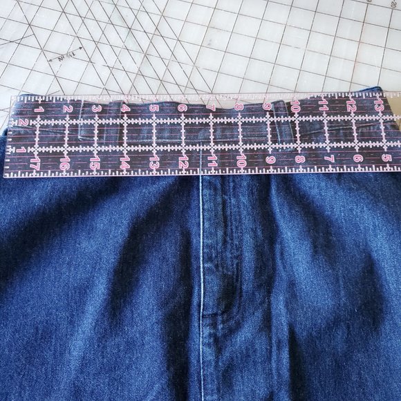 Liz Claiborne Denim Mini Skirt with embroidery size 6 - Picture 2 of 5